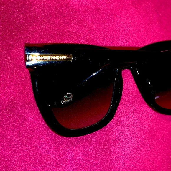 Givenchy SGV 895G 57 sunglasses